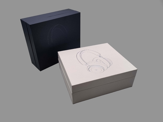 บรรจุภัณฑ์กล่องกระดาษแข็งแบบพิเศษพร้อมปั๊มลายนูนสี CMYK สำหรับการขายทางอิเล็กทรอนิกส์หรือขายปลีก